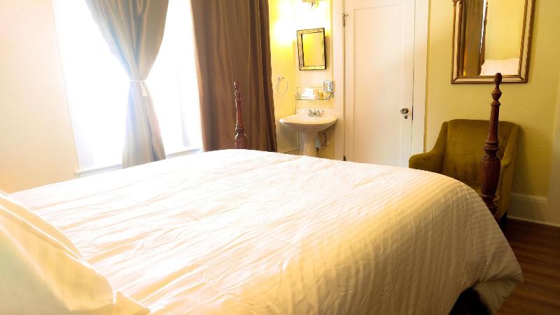 The DeLand Hotel - photo 24