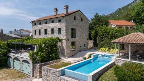 Villa Edera by aneo travel — 4-Star Luxury Hotel in Bribir, Croatia