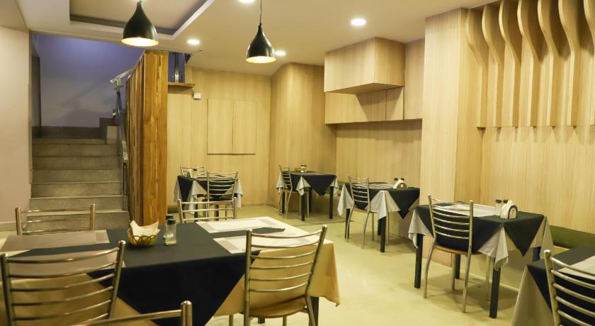 The Grand Hotel — Aizawl — photo 4