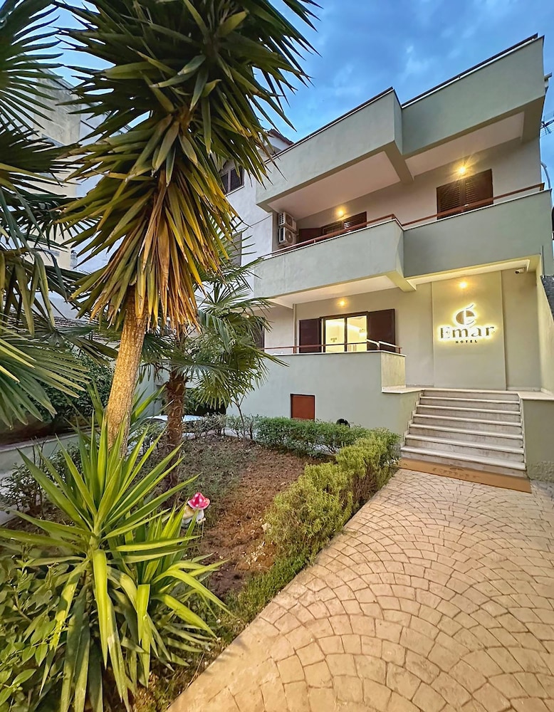 Emar Hotel - last minute hotel in Tirana