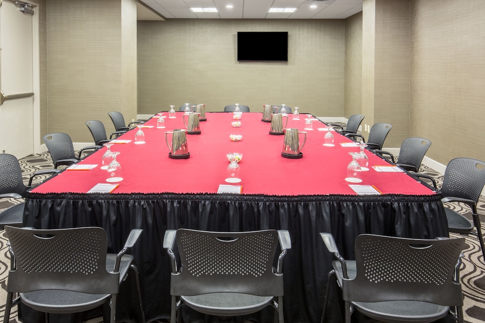Crowne Plaza Phoenix Airport PHX by IHG - photo 54