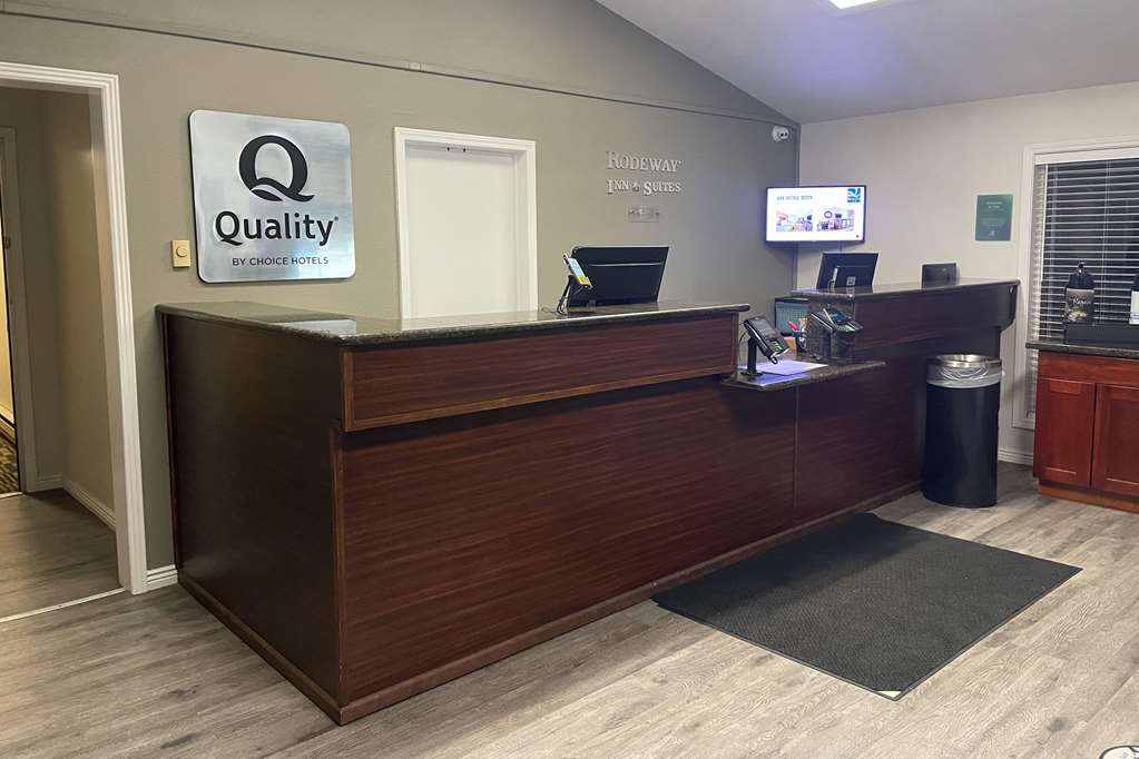 Quality Inn Ontario - photo 7