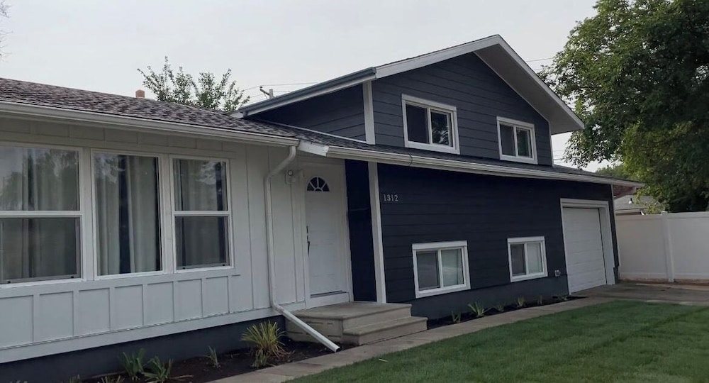 Lumi Deluxe in Saskatoon, Canada