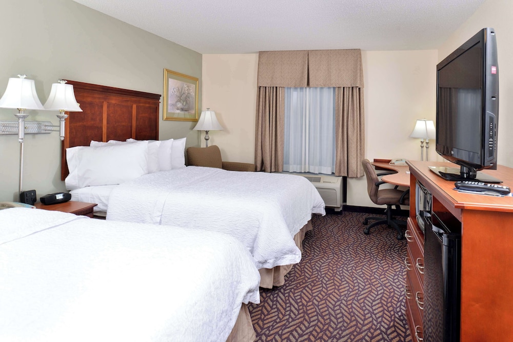 Hampton Inn & Suites Dayton Vandalia - photo 48