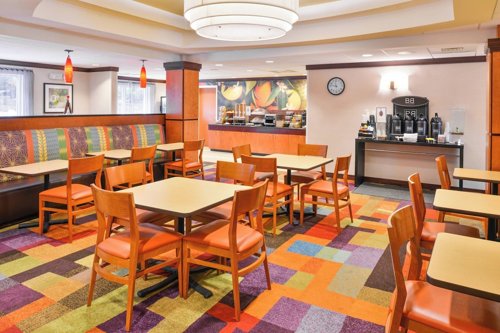 Fairfield Inn & Suites by Marriott Asheboro - photo 26