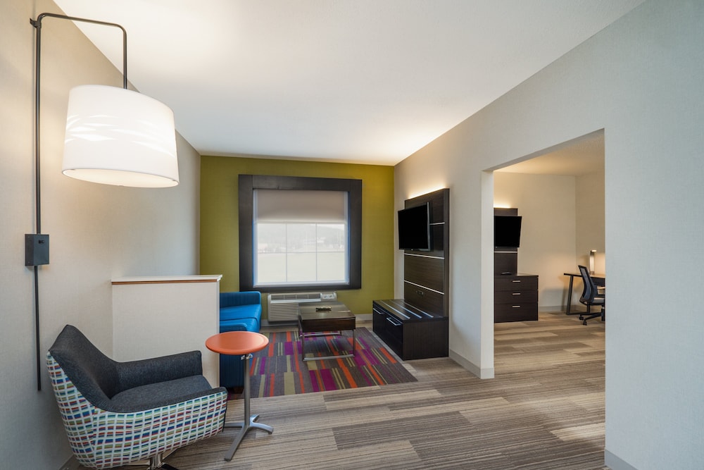 Holiday Inn Express Bloomsburg by IHG - photo 25