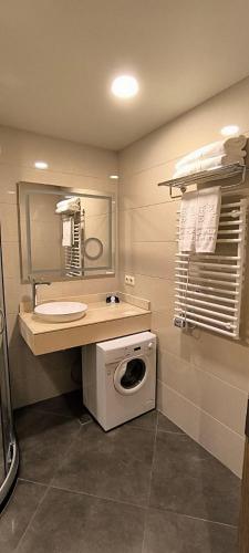Dreamland Oasis 14 704 apartment