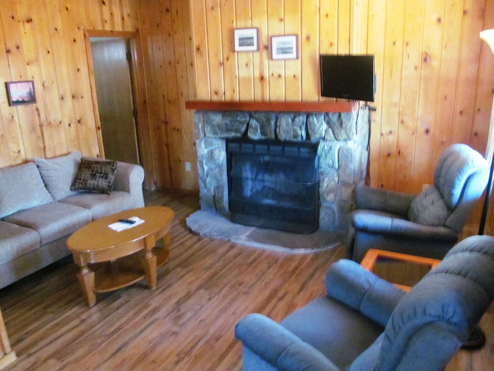 Lazy Oaks Resort - photo 7
