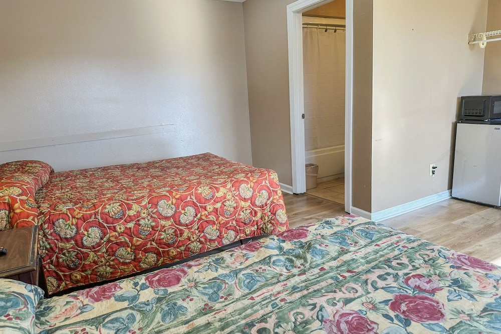 Sparta Seven Motel By OYO near Milledgeville - photo 12