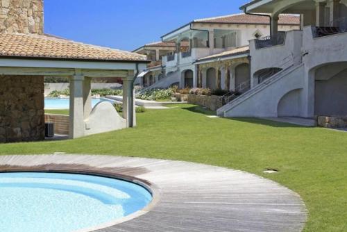 Appartamento a due passi dal mare — 4-Star Luxury Hotel in Palau, Italy