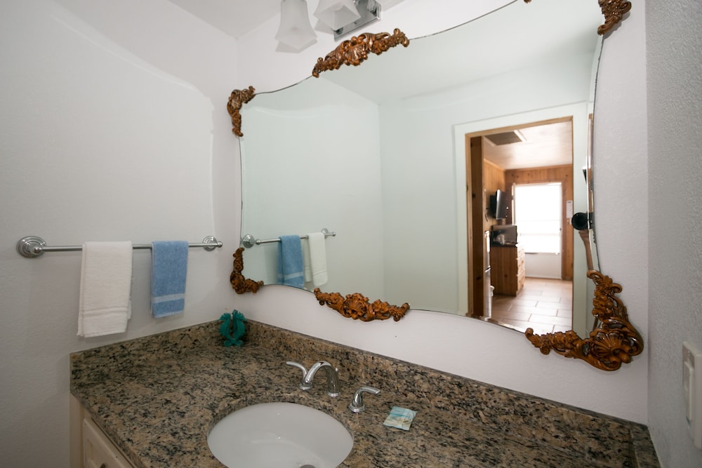 Outer Banks Motel - photo 182