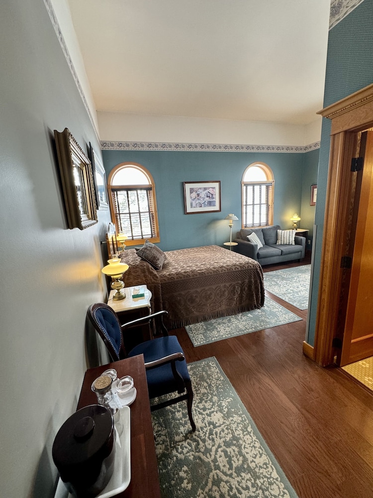 Cripple Creek Hospitality House & Travel Park - photo 15