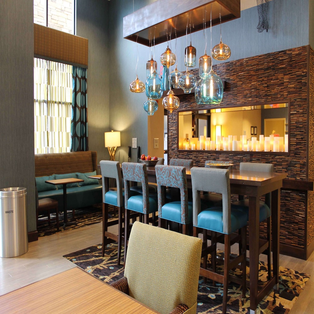 Hampton Inn & Suites Stroudsburg Pocono Mountains - photo 4