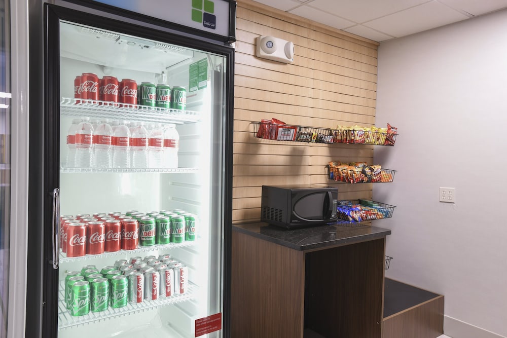 Holiday Inn Express Hotel & Suites Richwood Cincinnati South by IHG - photo 25