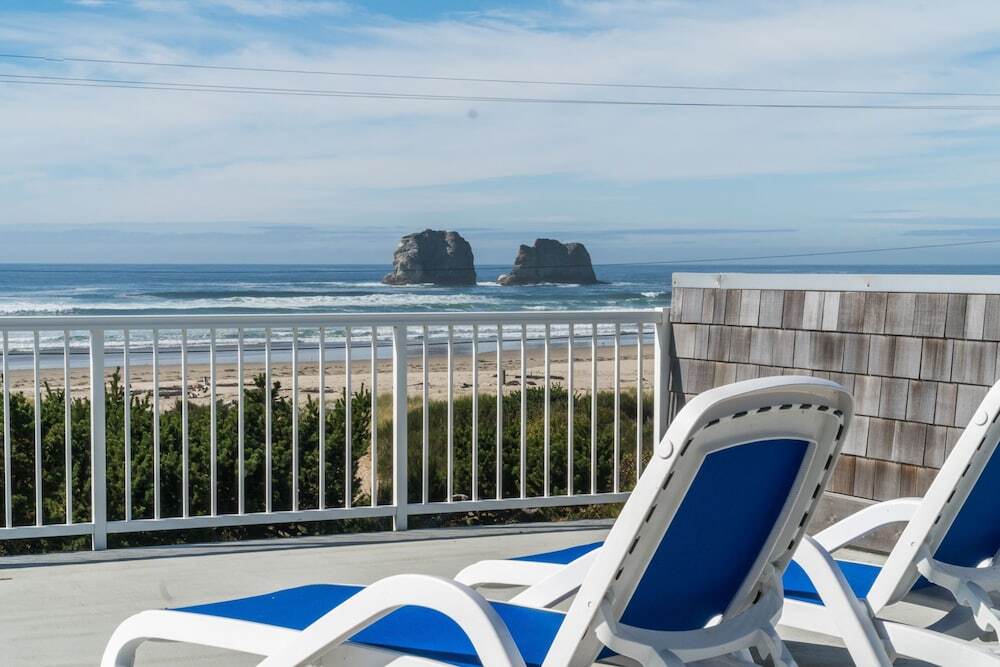 The Strand at Twin Rocks - photo 8