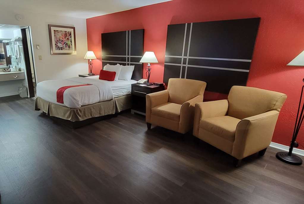 Ramada by Wyndham Mountain Home - photo 46
