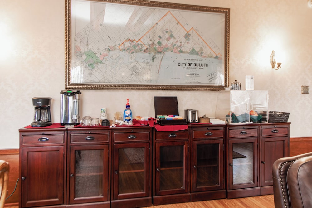 Historic GG Barnum Mansion by Heirloom Boutique Collection - photo 54