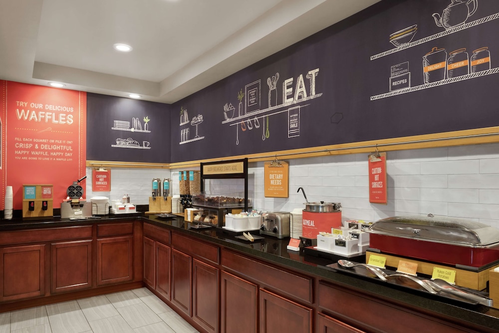 Hampton Inn Kansas City Blue Springs - photo 34