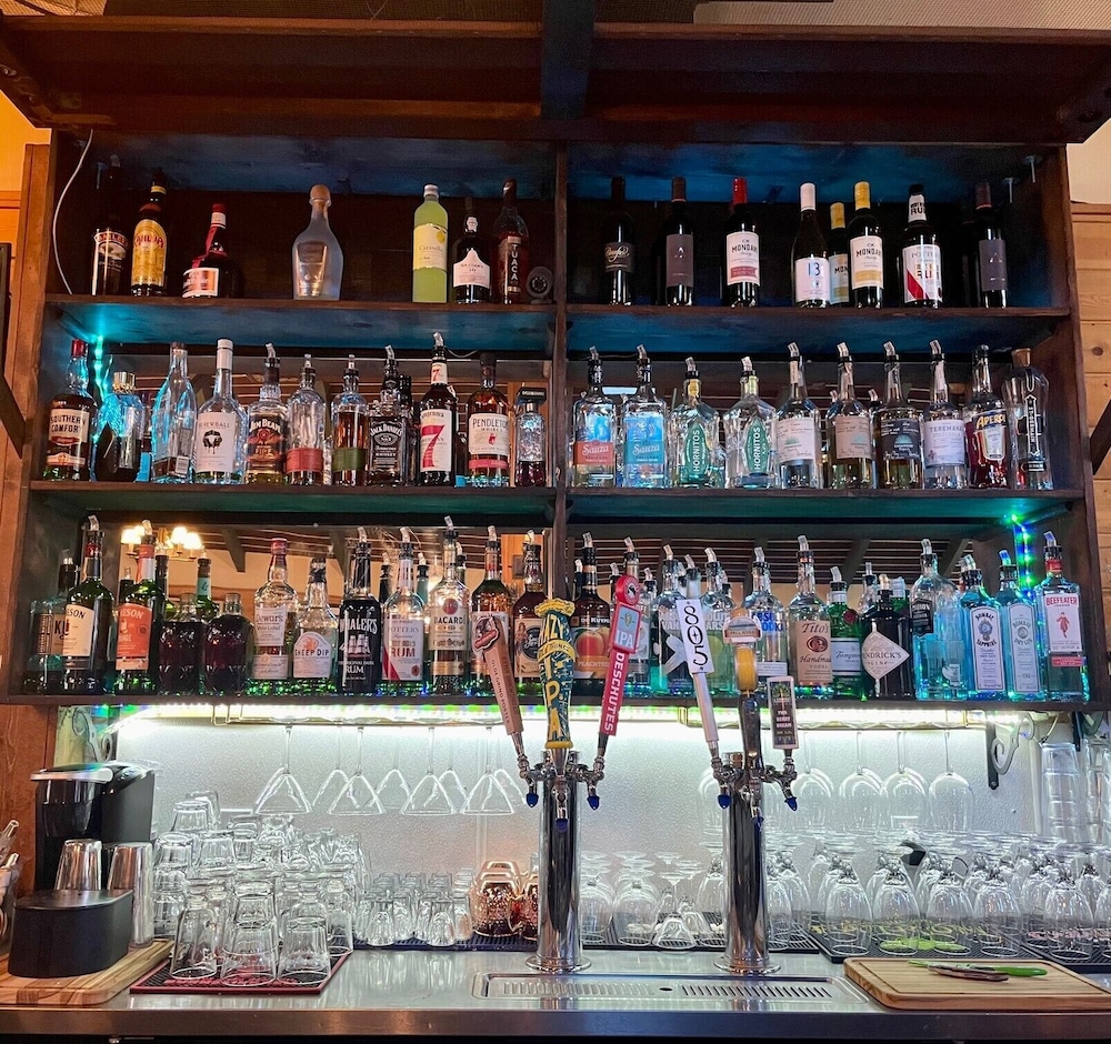Shasta Inn - photo 16