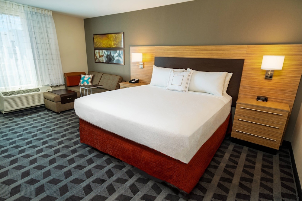 TownePlace Suites by Marriott Irvine Lake Forest - photo 9