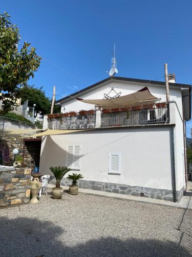 Dama Casa Vacanze — 4-Star Luxury Hotel in Marina Di Campo, Italy