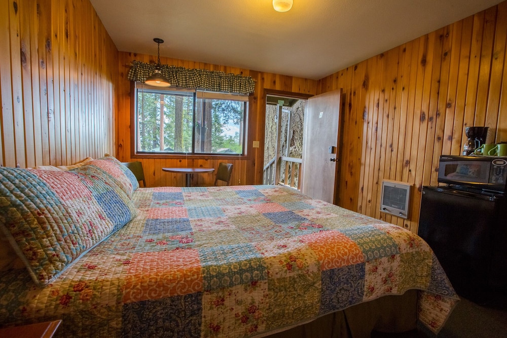 Rocky Point Resort - photo 18