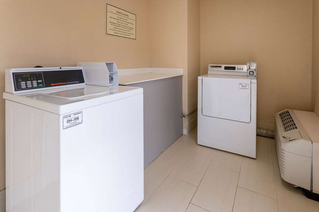 La Quinta by Wyndham Kingsport Tri Cities Airport - photo 33