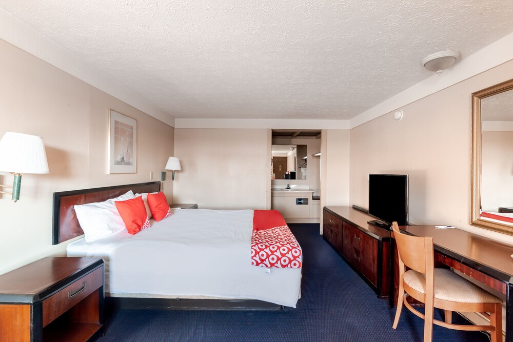 Oyo Hotel Wadsworth Oh I 76 - photo 10