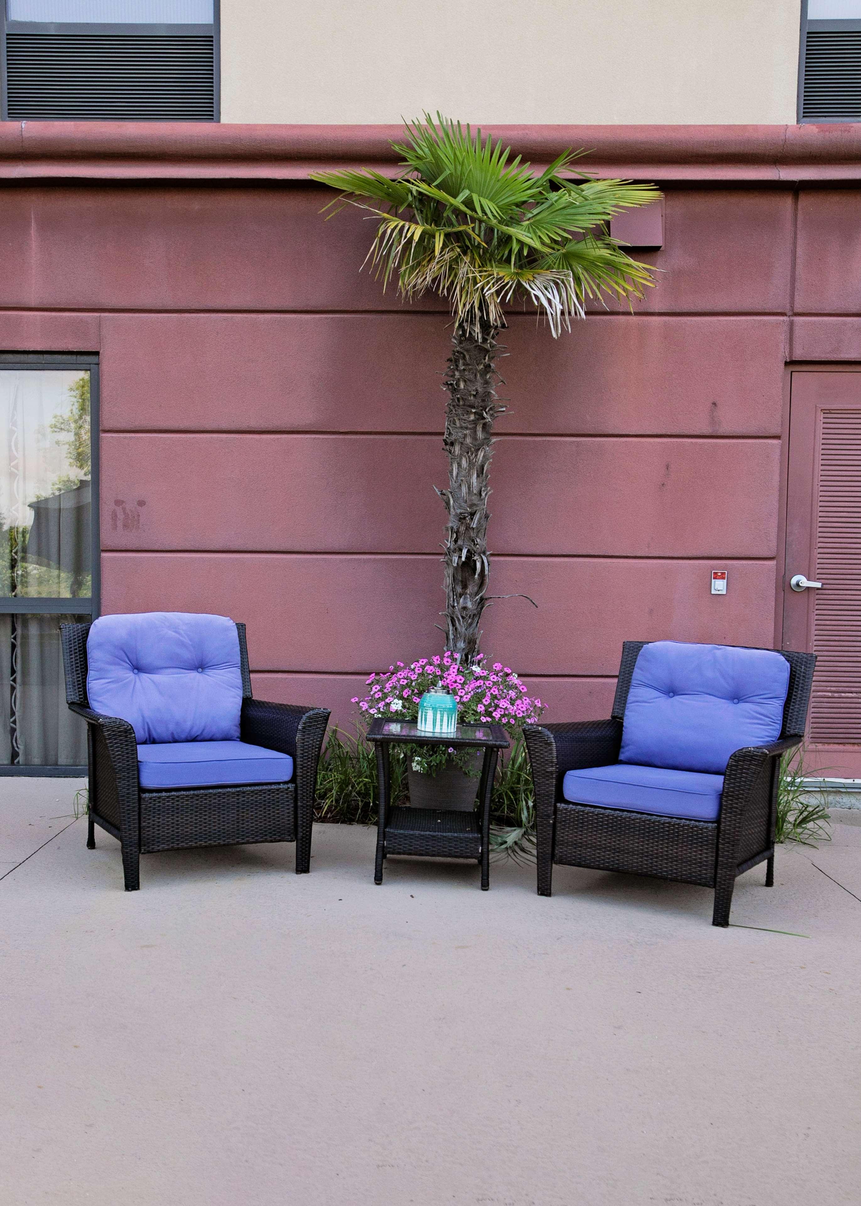 Hampton Inn Moultrie - photo 22