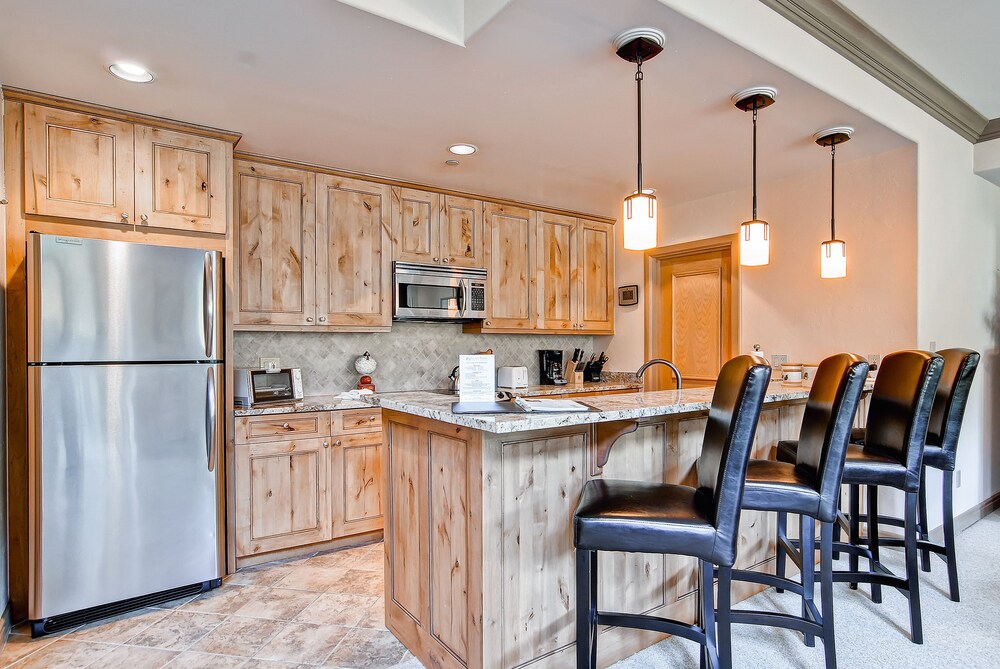 Highlands Slopeside by East West Hospitality - photo 193