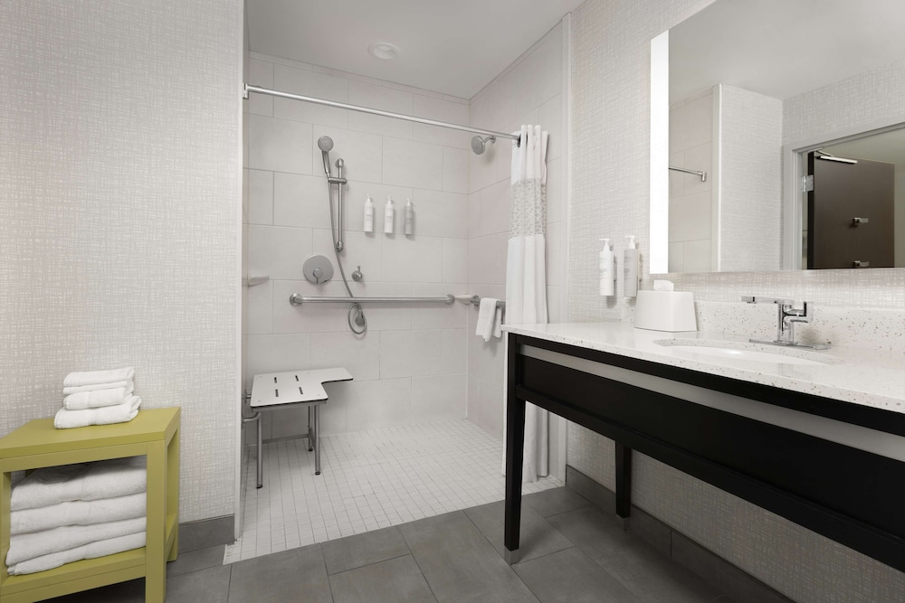 Hampton Inn & Suites El Paso East - photo 22