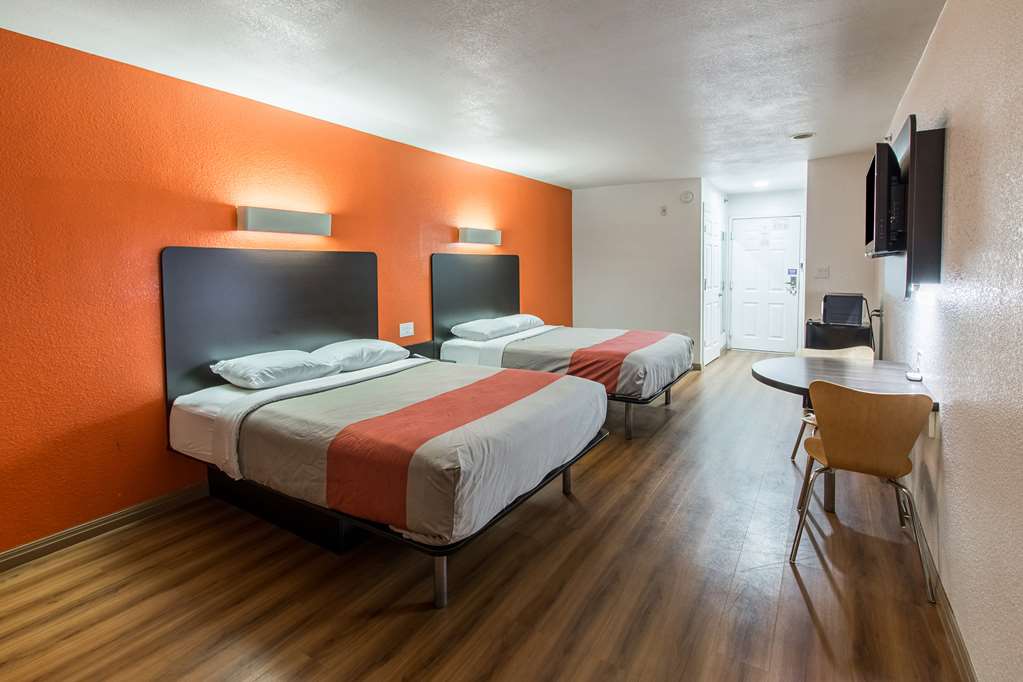Motel6 Hutchins TX - photo 14