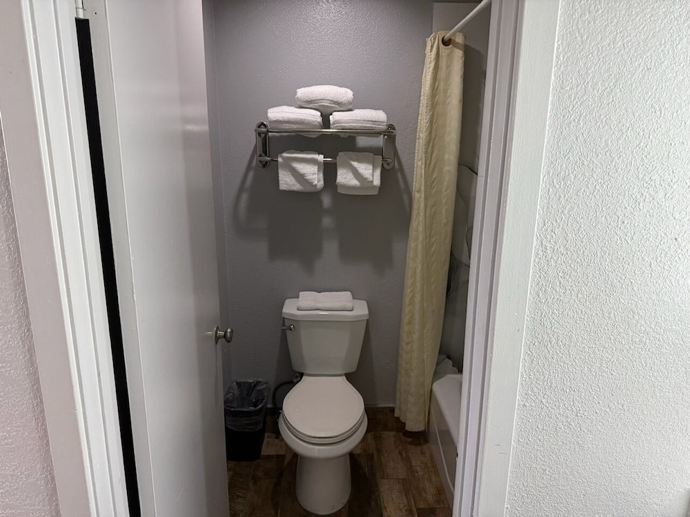 Ocean Gate Inn - photo 37