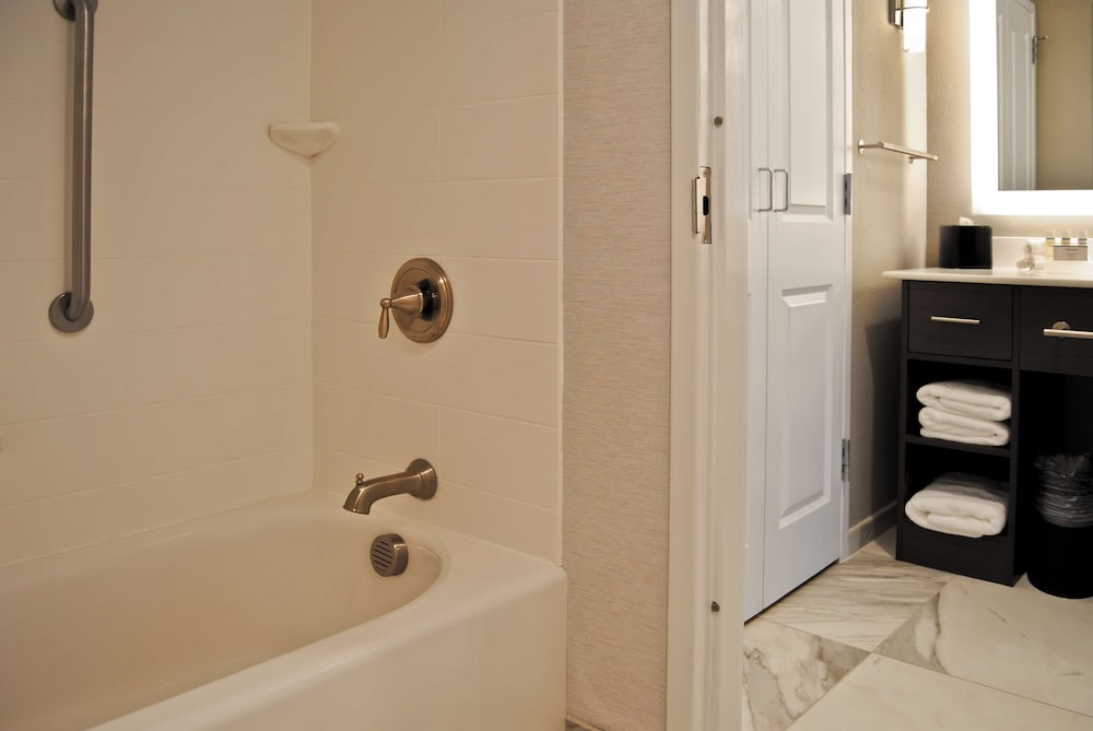 Homewood Suites by Hilton Raleigh Cary I 40 - photo 31