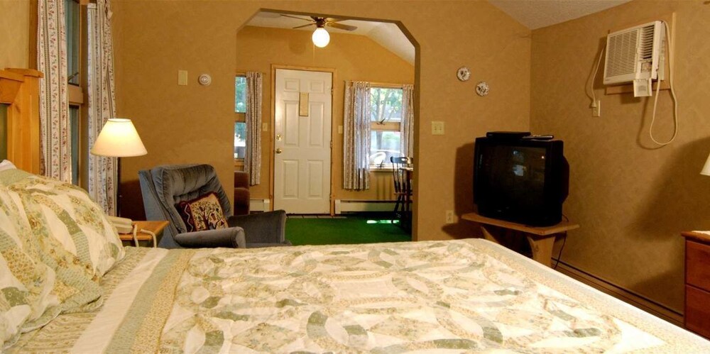 Wrens Nest Inn - photo 18