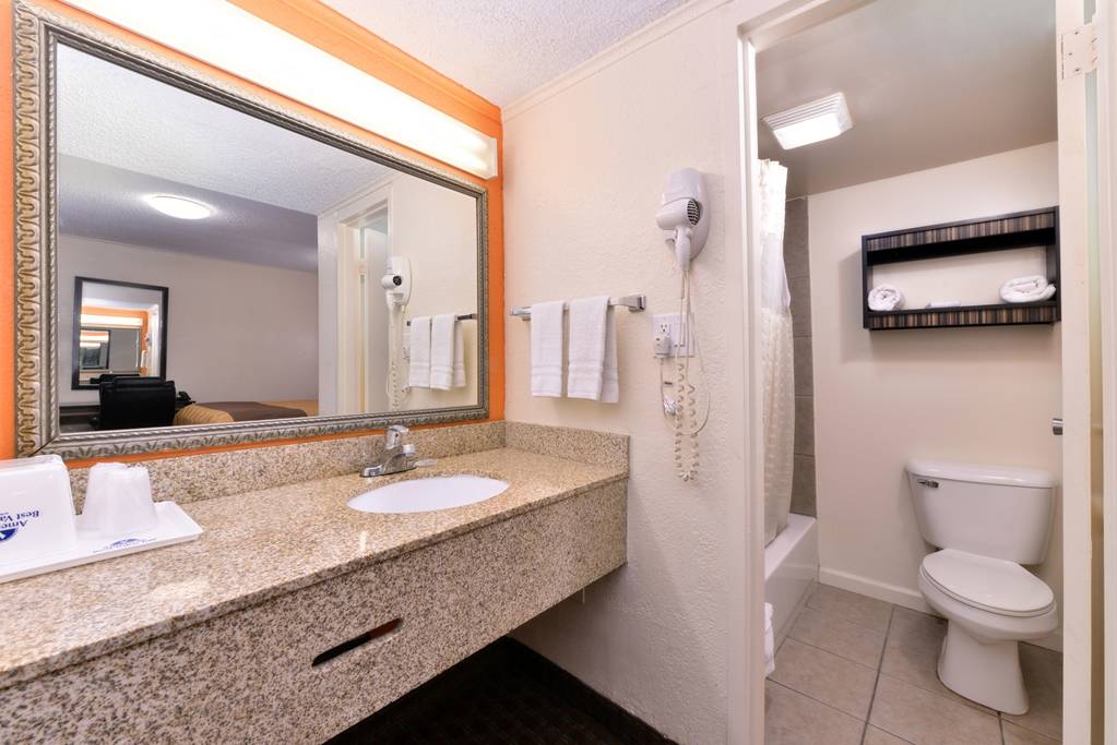 Americas Best Value Inn Ponca City - photo 20