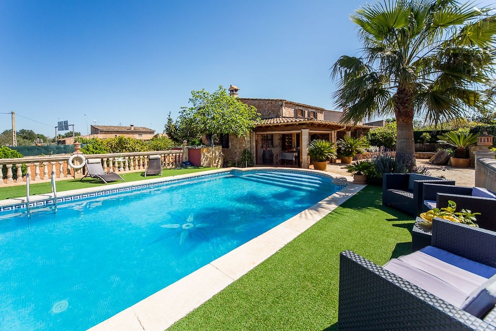 Villa S'Era — 4-Star Luxury Hotel in Algaida, Spain