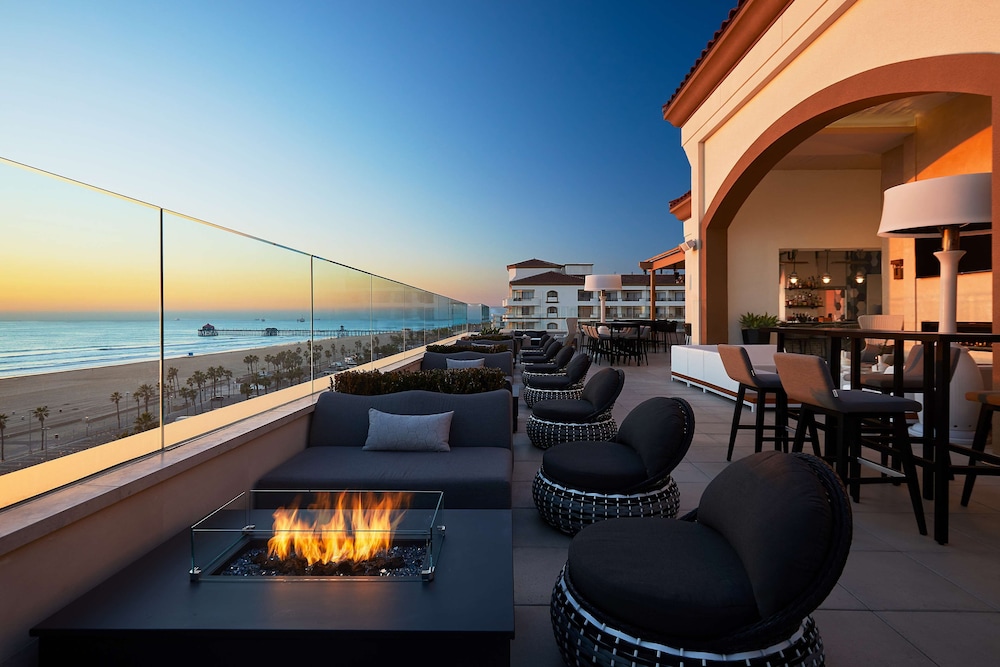The Waterfront Beach Resort A Hilton Hotel - photo 222