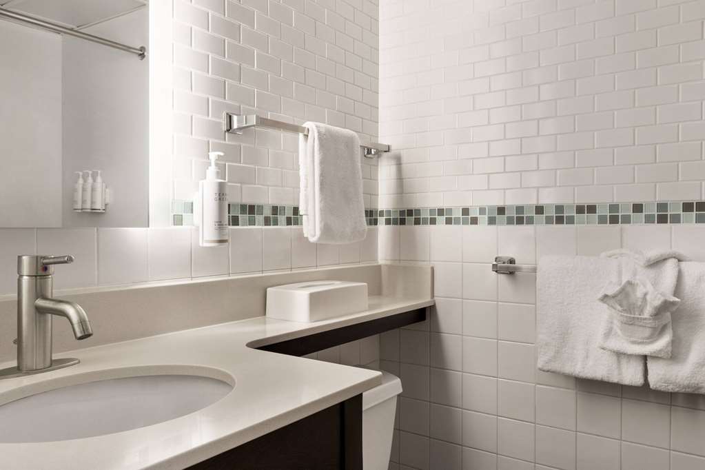 Days Inn by Wyndham Ocean City Oceanfront - photo 29
