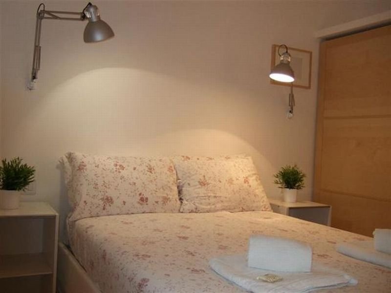 Apollo Apartment