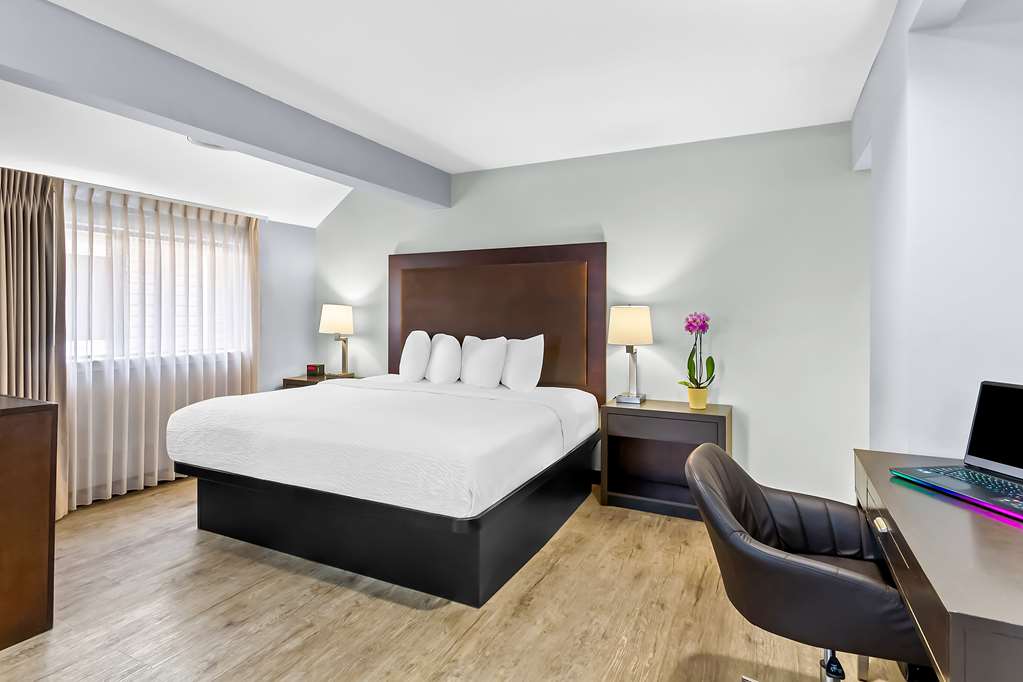 SureStay Studio by Best Western Pensacola - photo 2