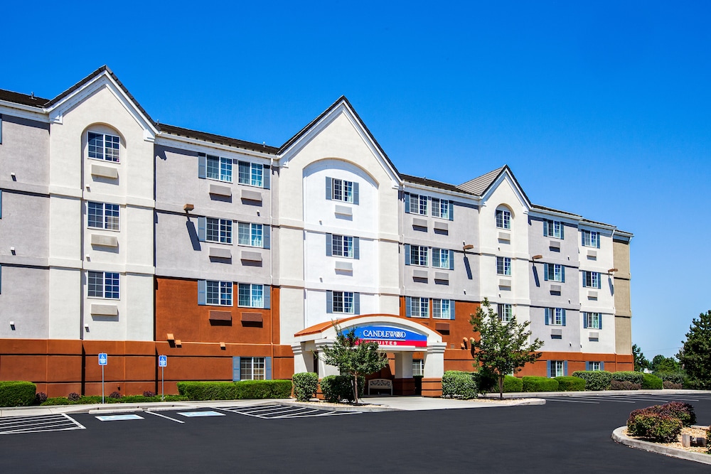 Candlewood Suites Medford by IHG - photo 19