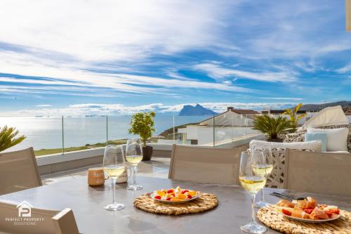 Luxury Penthouse With Huge Terrace And Sea And Golf Views — San Roque