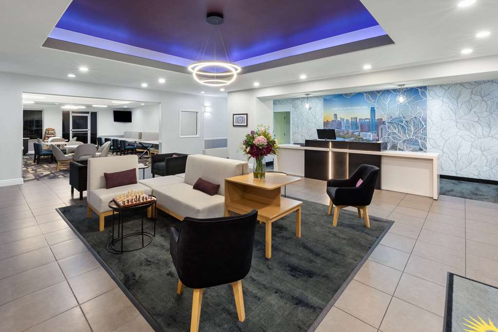 La Quinta Inn & Suites by Wyndham Austin Cedar Park - photo 9