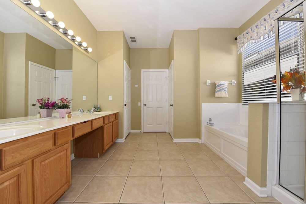 Windsor Hills Resort Villa - photo 21