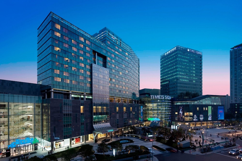 Courtyard by Marriott Seoul Times Square in Seoul, South Korea