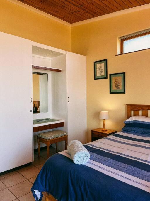 Family & pet friendly beach house Kommetjie