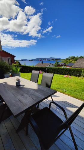 Apartment Ulsteinvik — 4-Star Luxury Hotel in Ulsteinvik, Norway