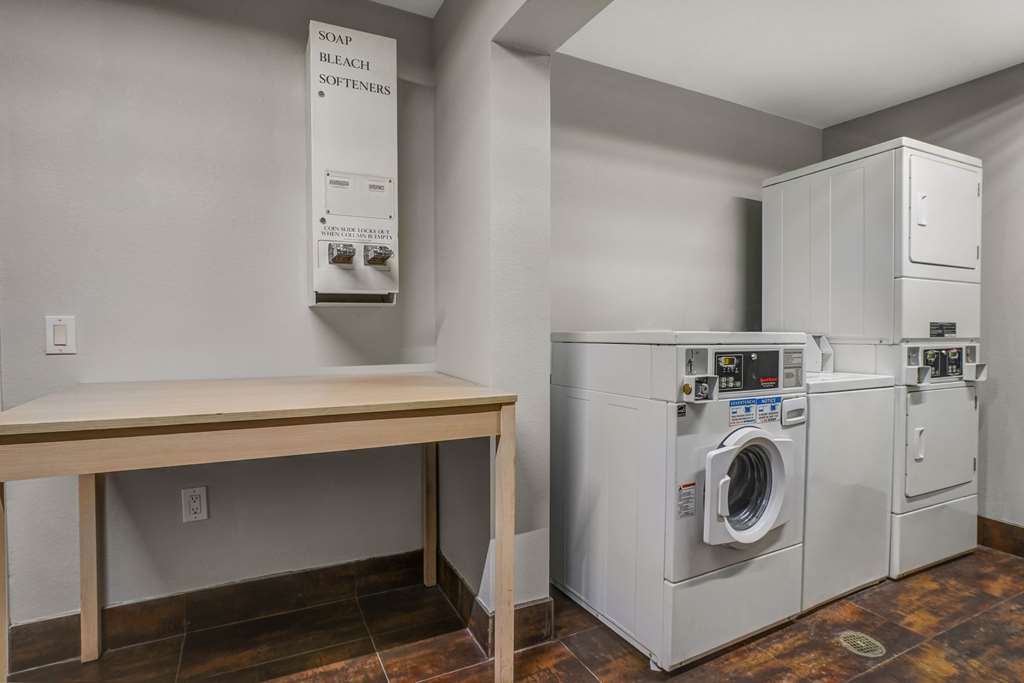 Motel 6 Montgomery AL Airport - photo 22