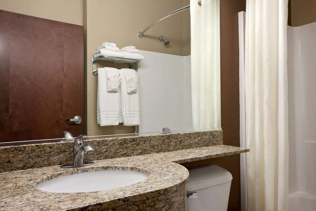 Microtel Inn & Suites by Wyndham St Clairsville Wheeling - photo 10